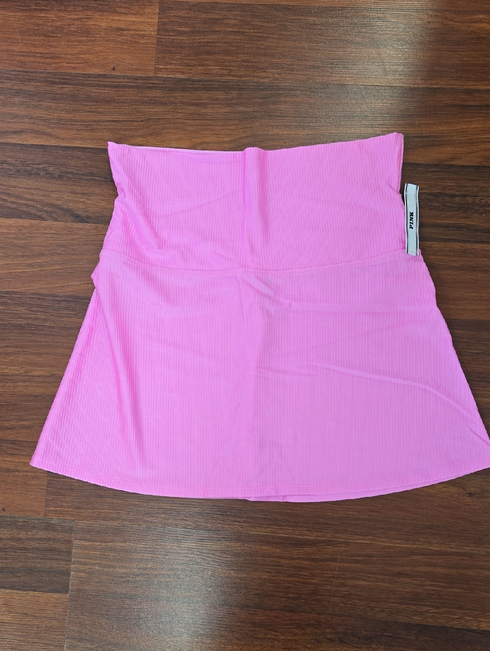 VS Pink Ribbed Mini Skirt NWT Size Large